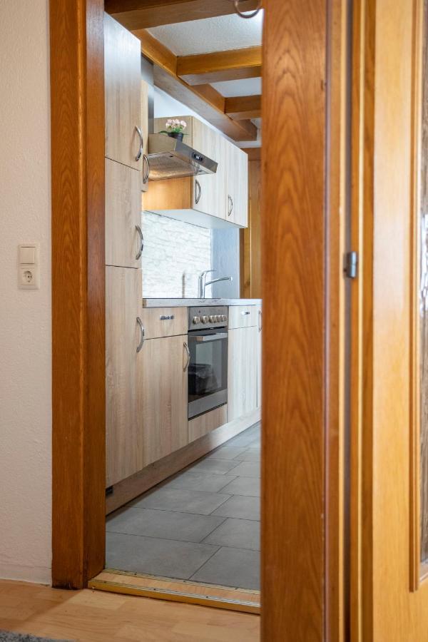 Traditional Old Town Apartment Hall in Tirol Exterior foto